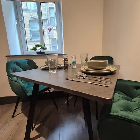 Centre With Super King Bed Fully Equipped Perfect For Longer 브래드퍼드