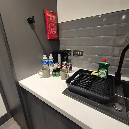 Centre With Super King Bed Fully Equipped Perfect For Longer