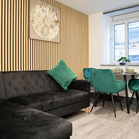 Centre With Super King Bed Fully Equipped Perfect For Longer